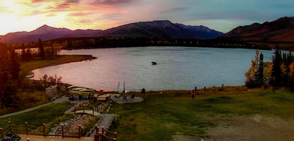 Denali Lakeview Inn - photo 32