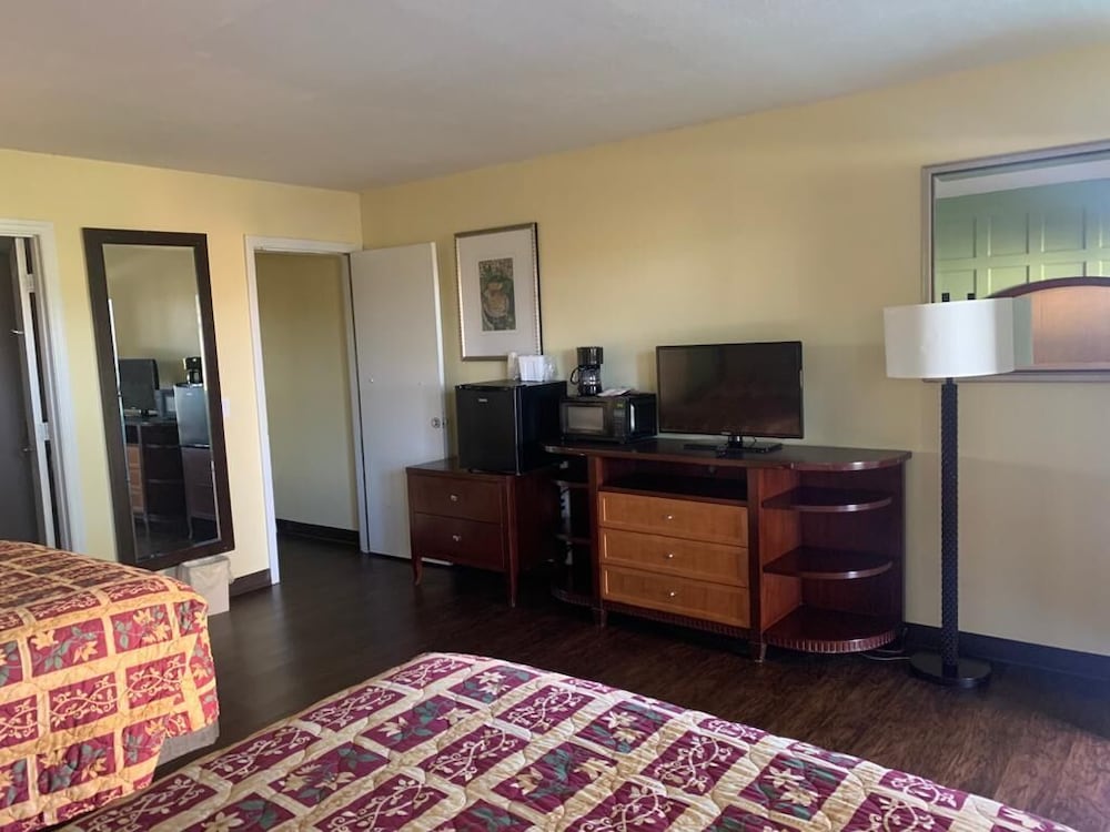 Inn On The Green - photo 8