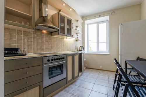 Old Town Viru Apartment — 4-Star Luxury Hotel in Tallinn, Estonia