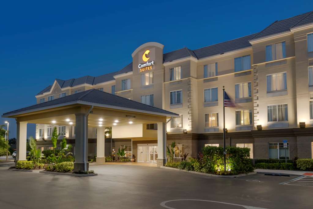 Comfort Suites Near Universal Orlando Resort - photo 45