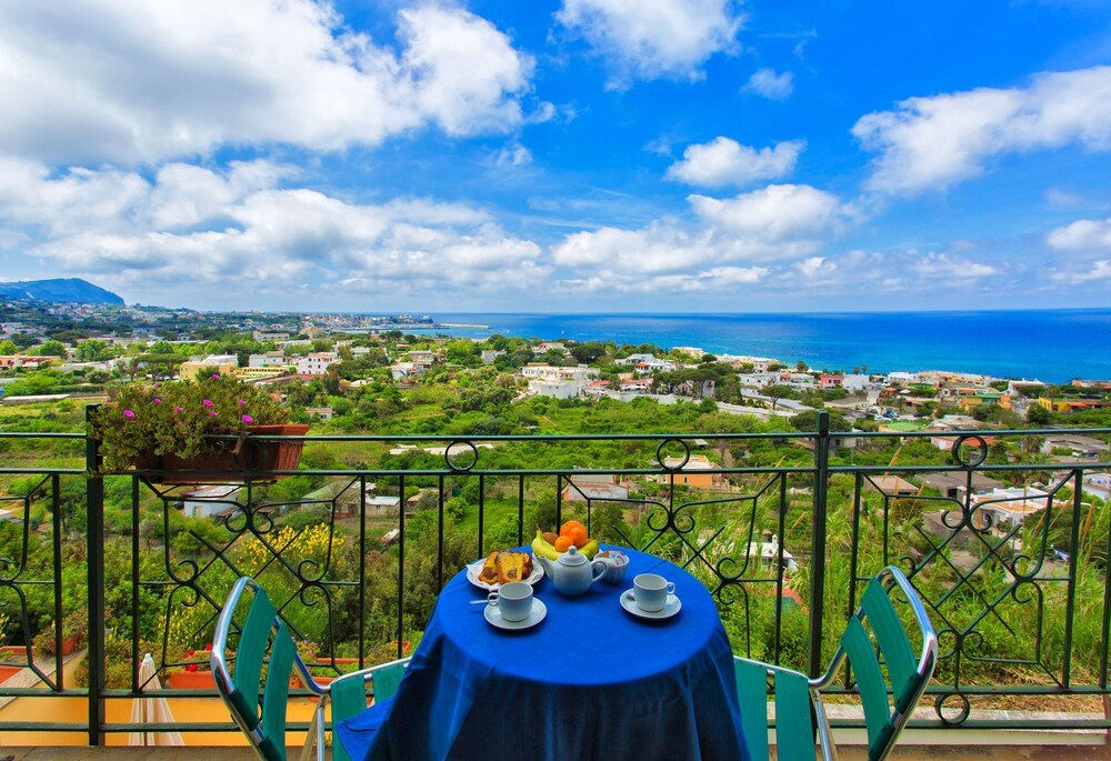 Parco dei Principi Resort & Spa — 4-Star Luxury Hotel in Forio, Italy