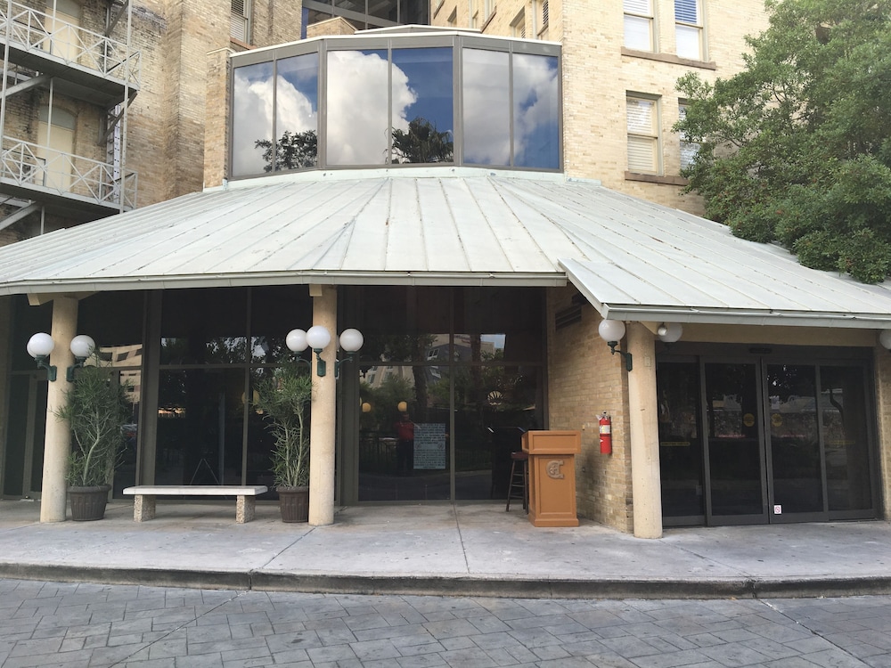 Crockett Hotel - photo 63