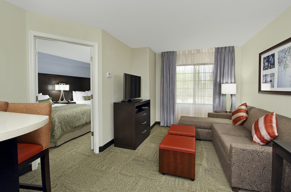 Staybridge Suites Tysons McLean by IHG - photo 11