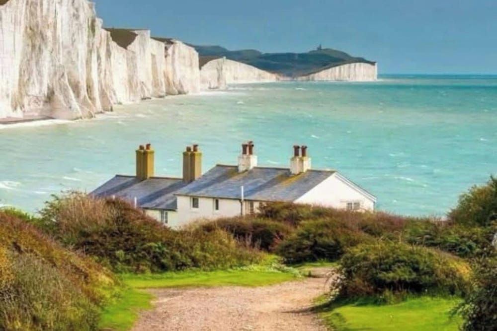 1 Bed Seaside Retreat Sleeps 2 Parking And Garden 21587942 — Peacehaven