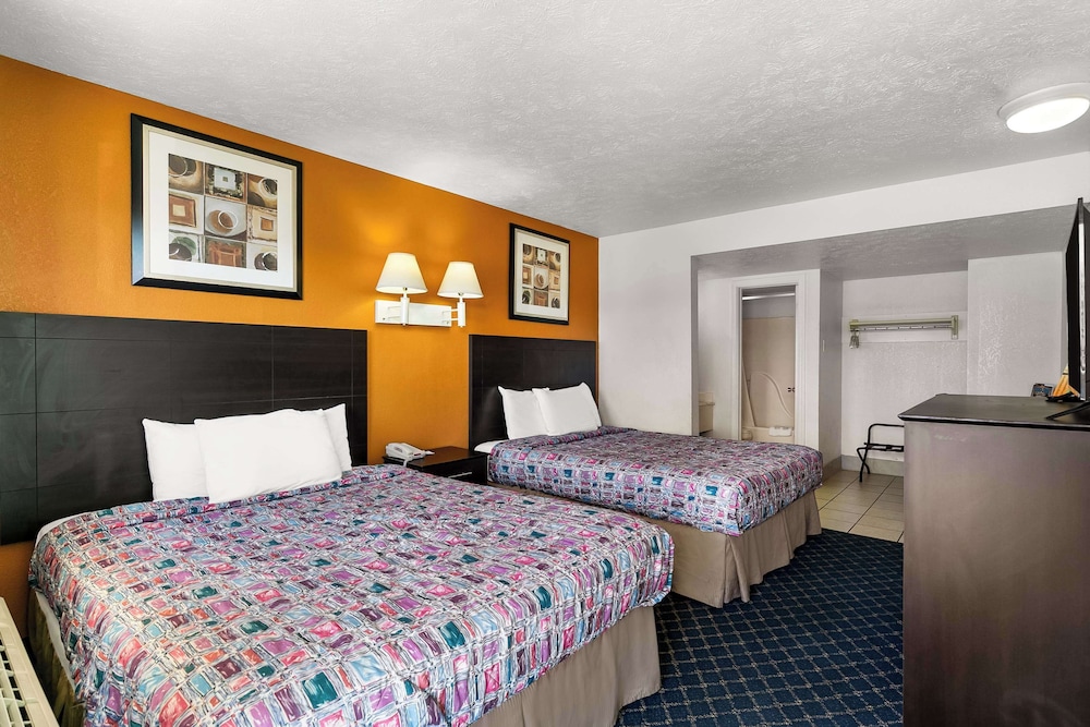 Americas Best Value Inn Lincoln - photo 6