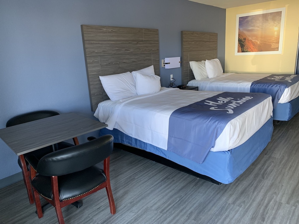 Days Inn by Wyndham Okmulgee - photo 6