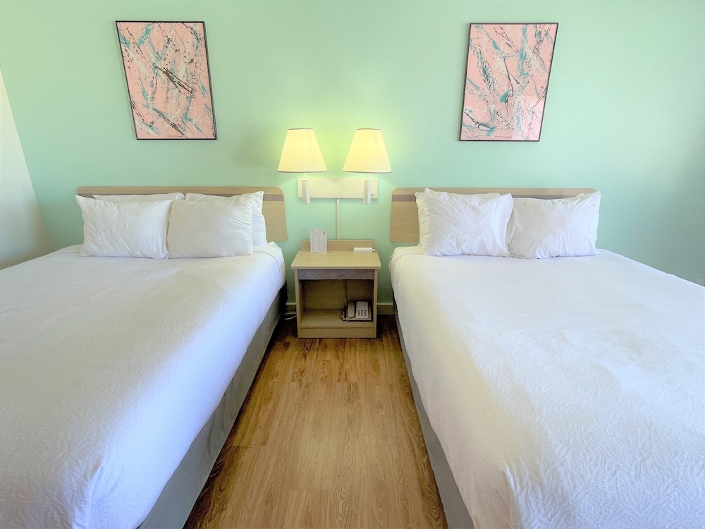 LuLu Hotel Silver City - photo 46