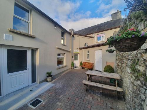 Shannon Bridge House — 4-Star Luxury Hotel in Carrick-On-Shannon, Republic of Ireland