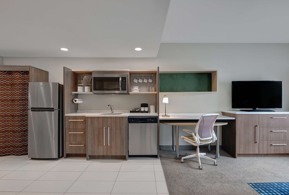 Home2 Suites by Hilton Bordentown - photo 20