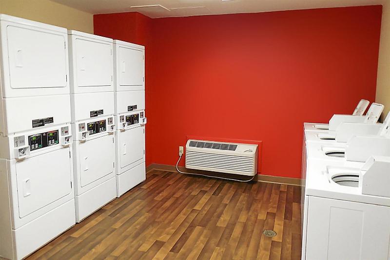 Sonesta Simply Suites Lansing - photo 10