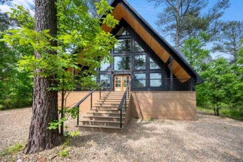 The Noble House — 4-Star Luxury Hotel in Broken Bow, United States