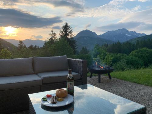 FeWo Zeitlos mit Bergblick — 4-Star Luxury Hotel in Berchtesgaden, Germany