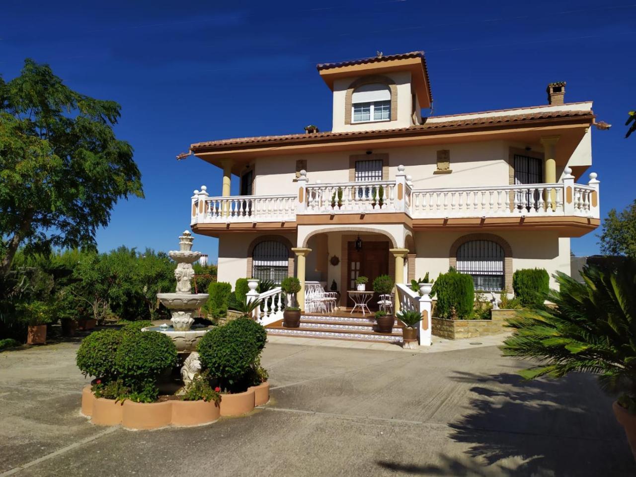 Vivienda Turistica Rural Mari Carmen — Baeza