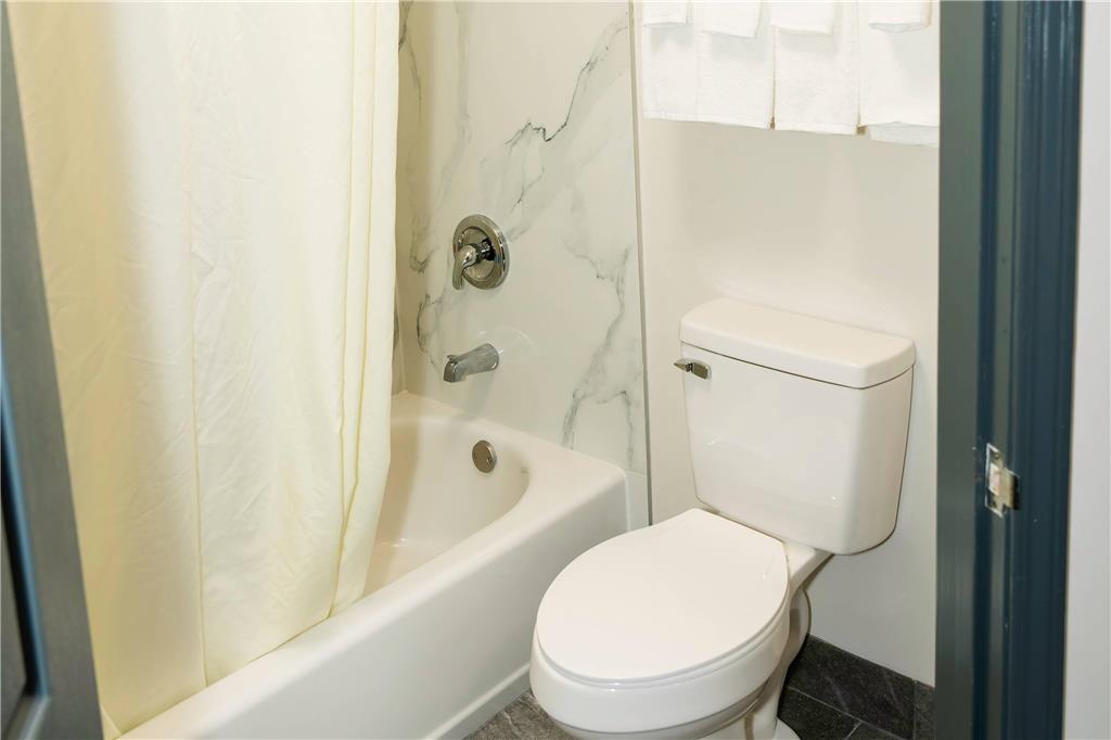 Quality Inn Rome South - photo 12