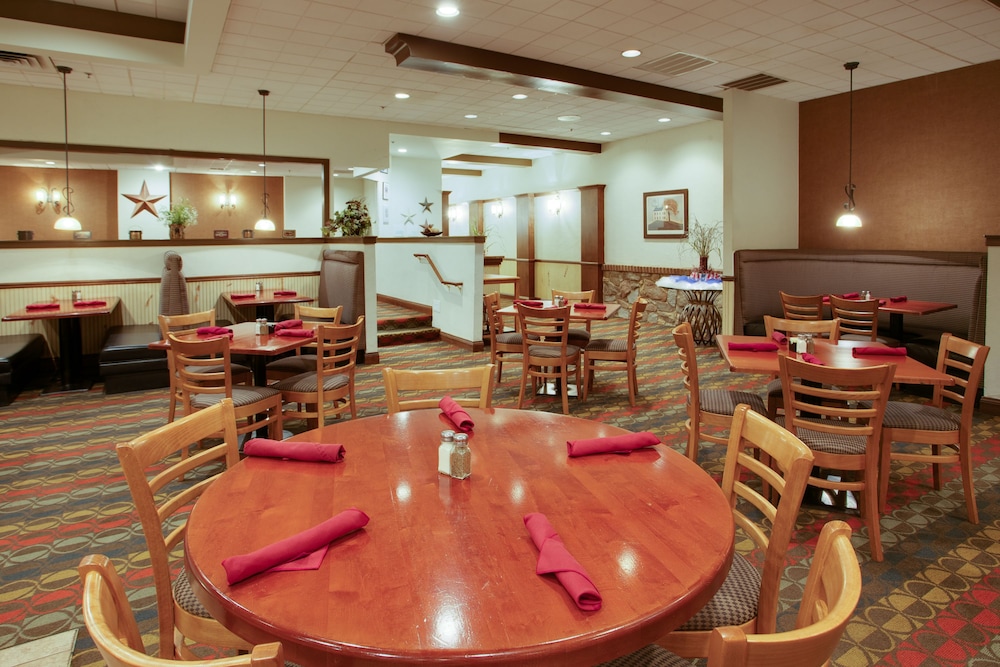 Holiday Inn Harrisburg Hershey Area I 81 by IHG - photo 27