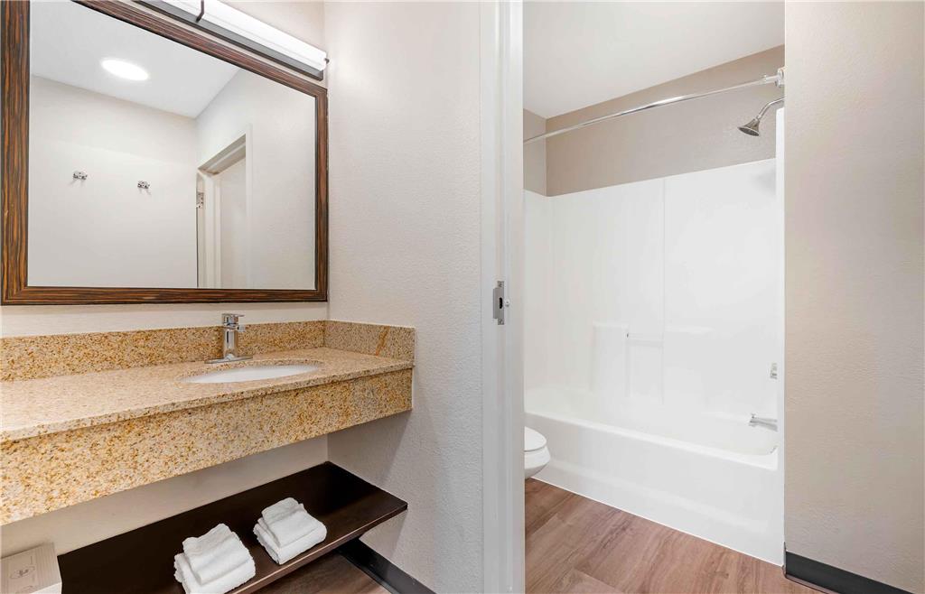 Extended Stay America Suites Carlsbad Village by the Sea - photo 41