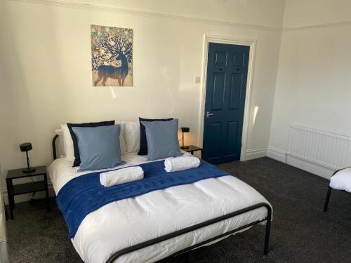 Overhill Spacious 2 bed ground floor flat close to Newcastle — 4-Star Luxury Hotel in Gateshead, United Kingdom