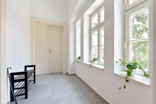 Apartmán s balkónom — 4-Star Luxury Hotel in Trencin, Slovakia