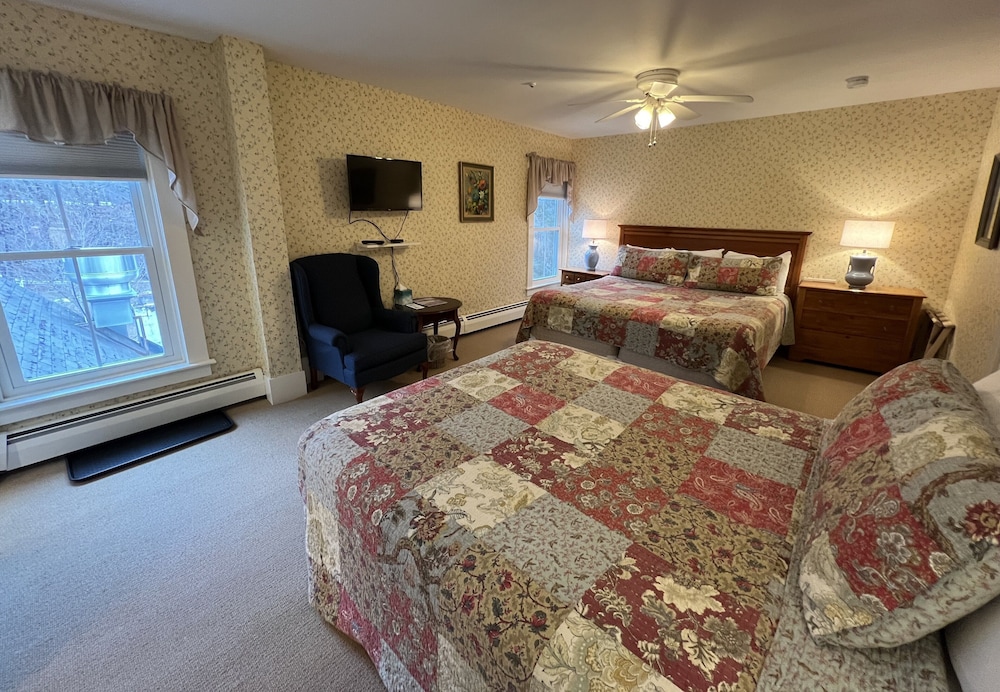 Echo Lake Inn - photo 12