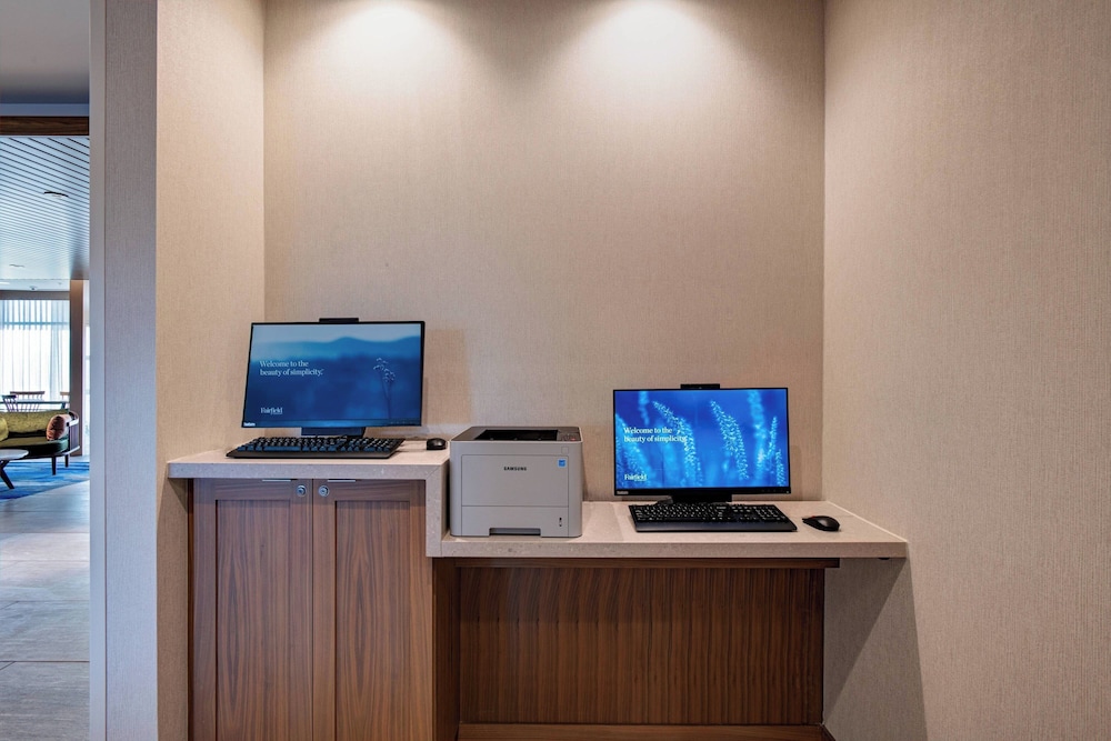 Fairfield Inn & Suites by Marriott Oskaloosa - photo 16