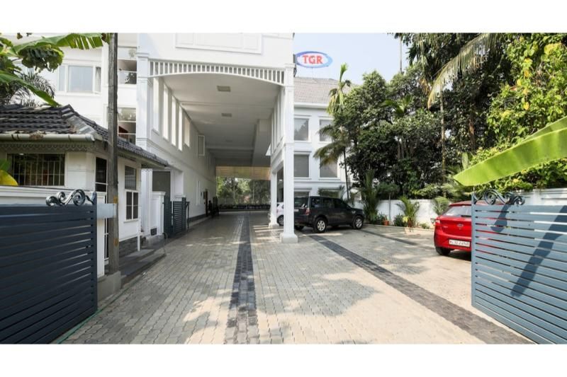 Hotel TGR Suites - last minute hotel in Cochin