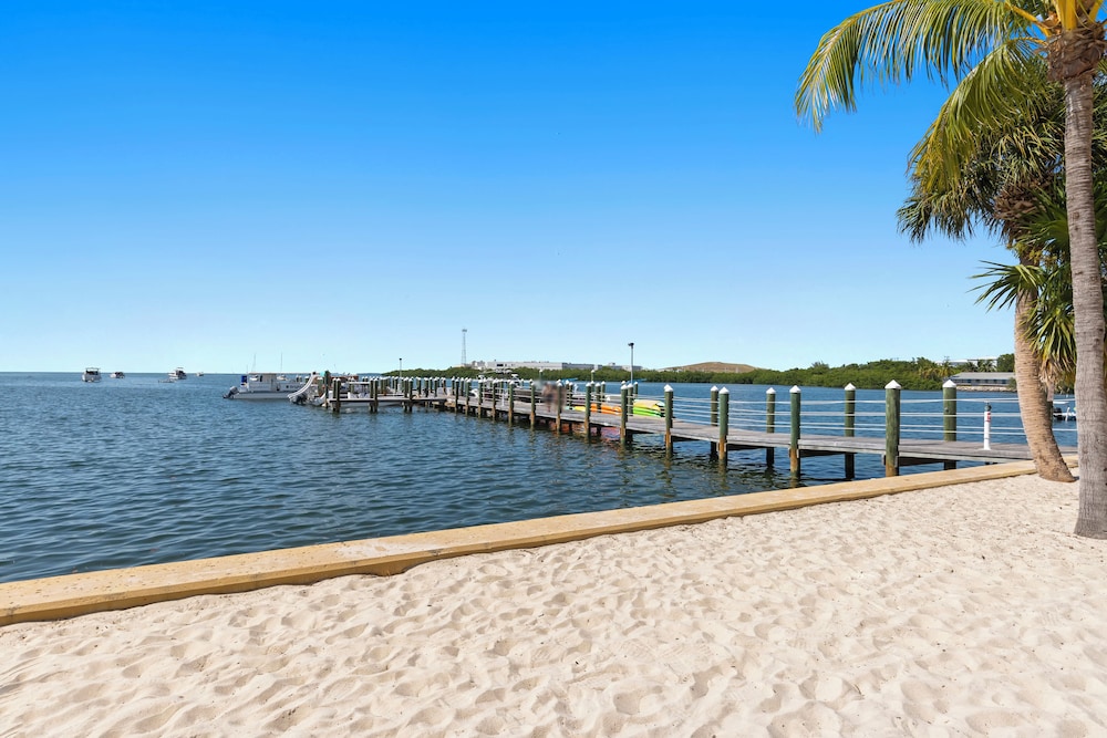 Beachside Resort & Residences - photo 135