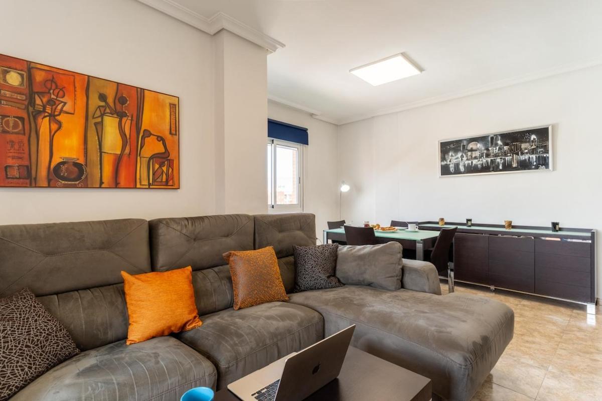 Trendyhomes Mediterraneo Excelente Ubicacion Y Gran Confort — Almeria