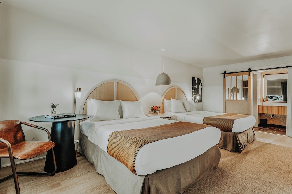 Gulf Hills Hotel & Resort - photo 4