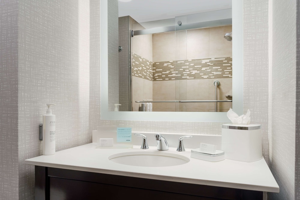 Hampton Inn Manhattan Times Square Central - photo 17