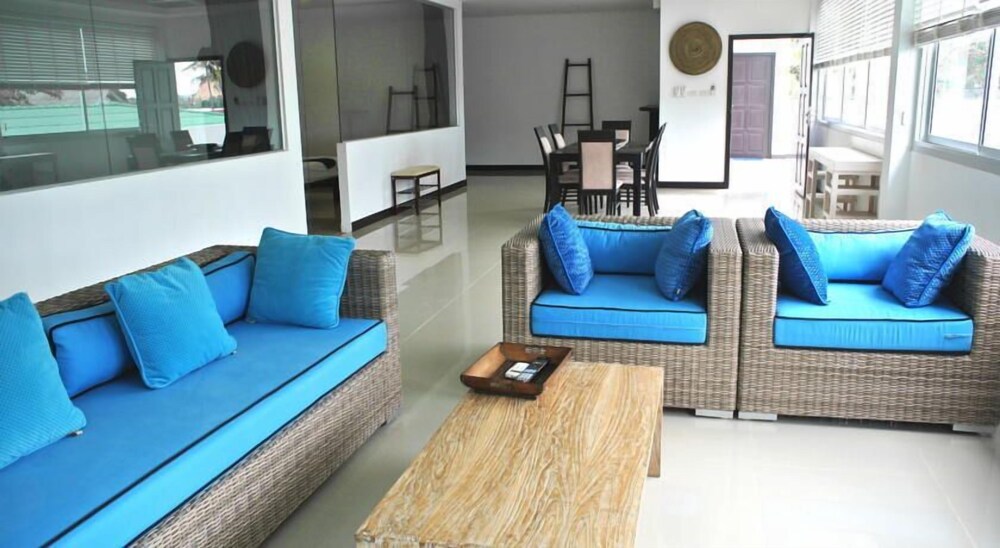Samui Pier Resort 2 Beds Apartments — hotel near Samui International Airport