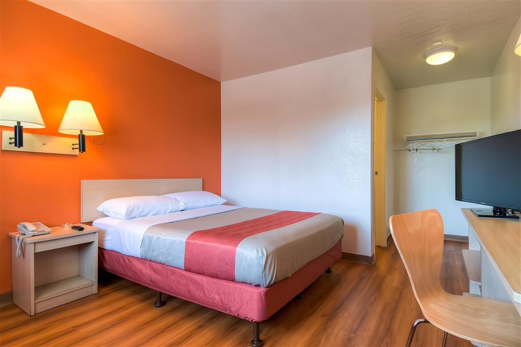 Motel 6 Stanton CA Anaheim West - photo 12