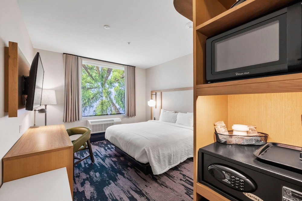 Fairfield by Marriott Inn & Suites San Francisco Airport Oyster Point Area - photo 21