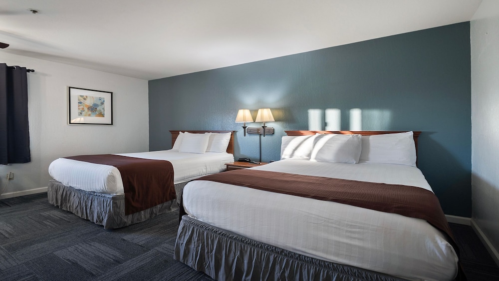 Aladdin Inn — Sonora
