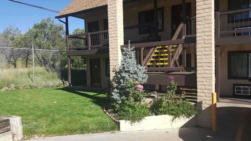 Kc Motel - photo 29