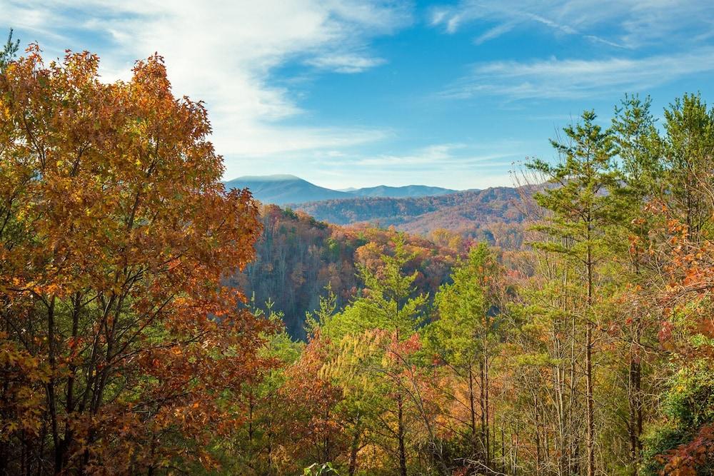 534Mtntopviewspncb Mountain Top View - last minute hotel in Sevierville