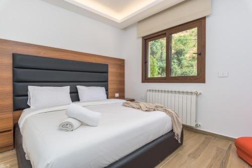 Vantage 2 BR Apt by The Valley in Kfardebian — Jbail — photo 3