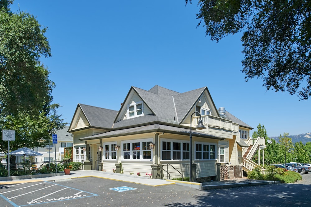 Geyserville Inn - photo 48