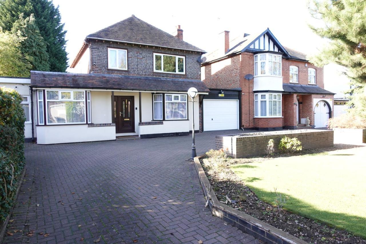 Huge 9 Bed Property Sleeps 17 Near NEC City Centre HS2