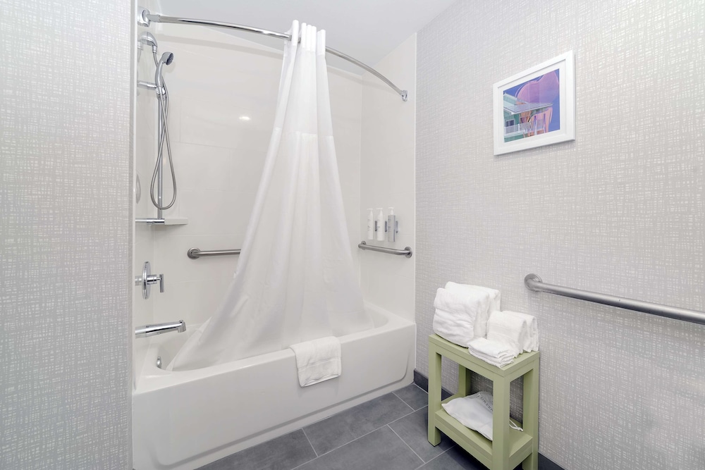 Hampton Inn Port Charlotte - photo 20
