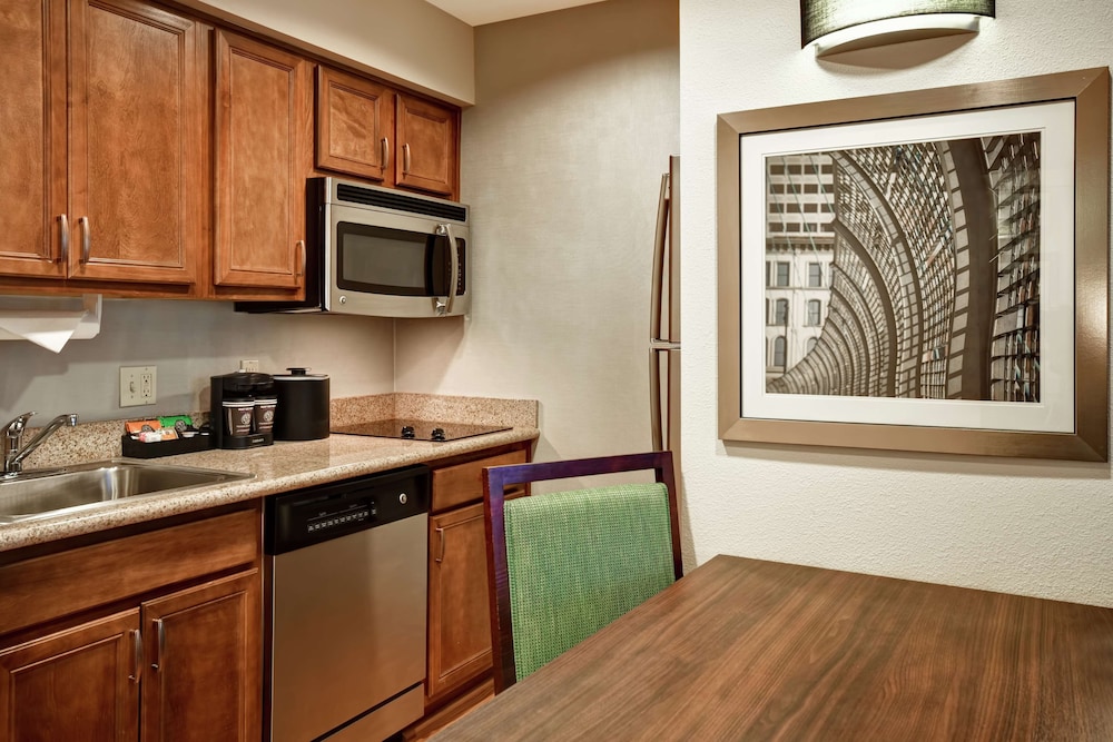 Homewood Suites by Hilton Cincinnati Milford - photo 23