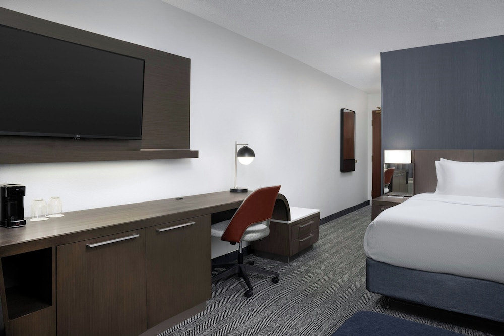 Courtyard by Marriott Lakeland - photo 11