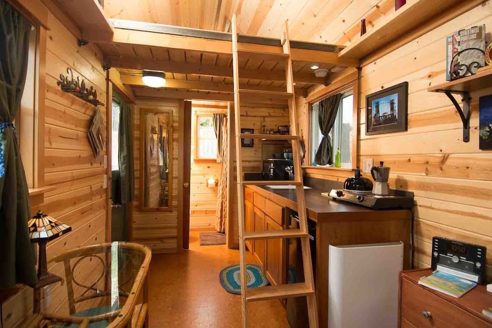Caravan The Tiny House Hotel - photo 28