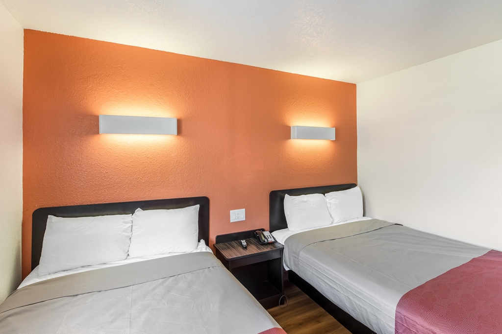 Motel6 Dallas TX South - photo 12