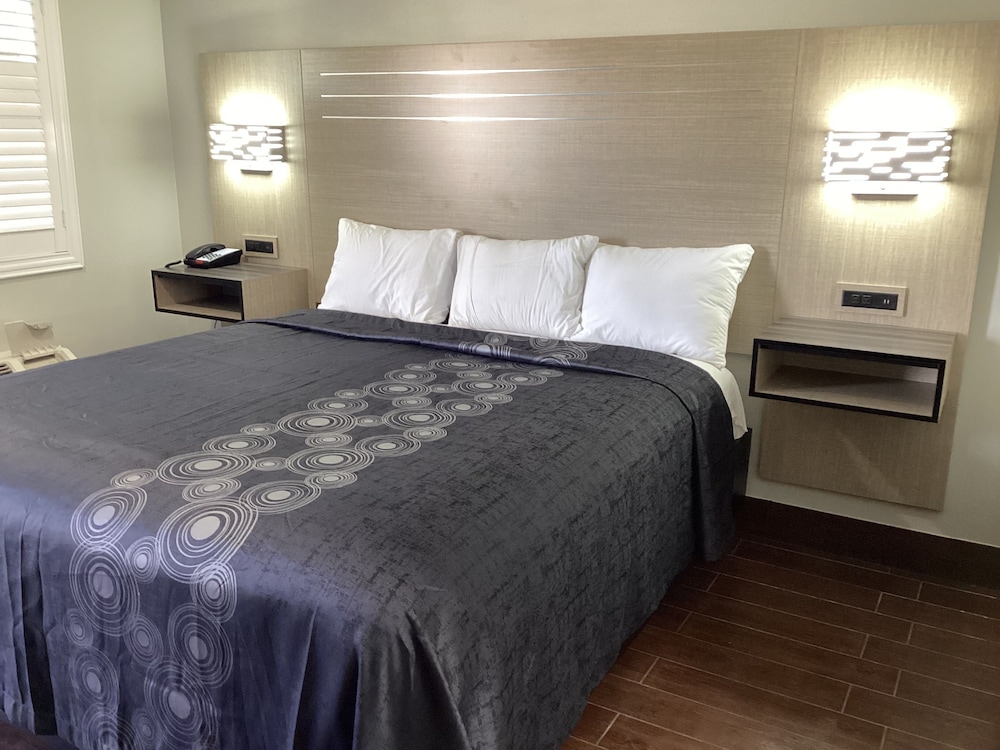 Mayfair Inn Ontario Airport - photo 4
