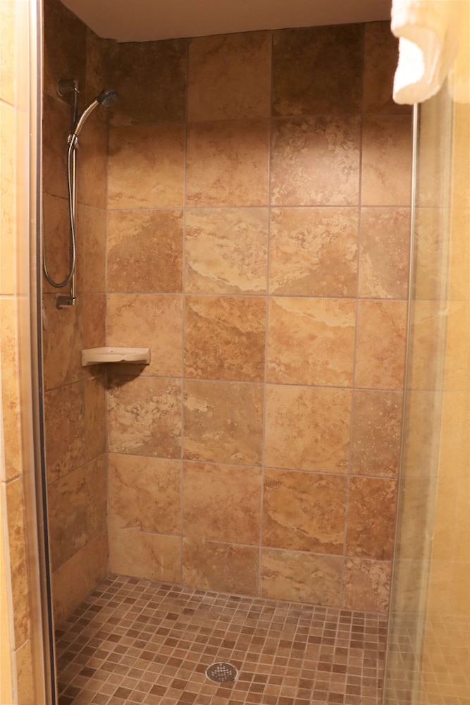 Hampton Inn & Suites Thibodaux - photo 42