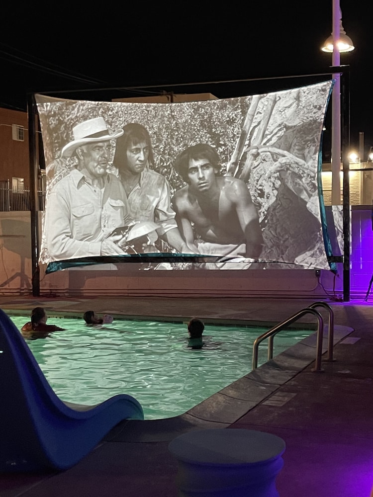 Hotel Zazz - photo 52