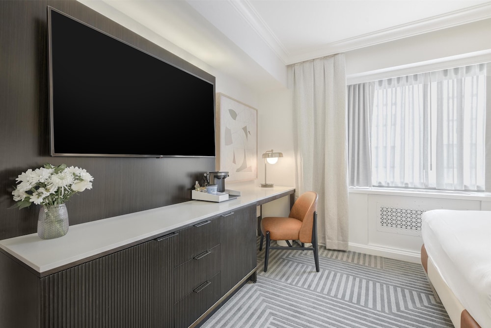 Capital Hilton - photo 47