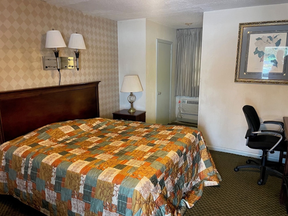 Budget Host Travelers Motel - photo 8