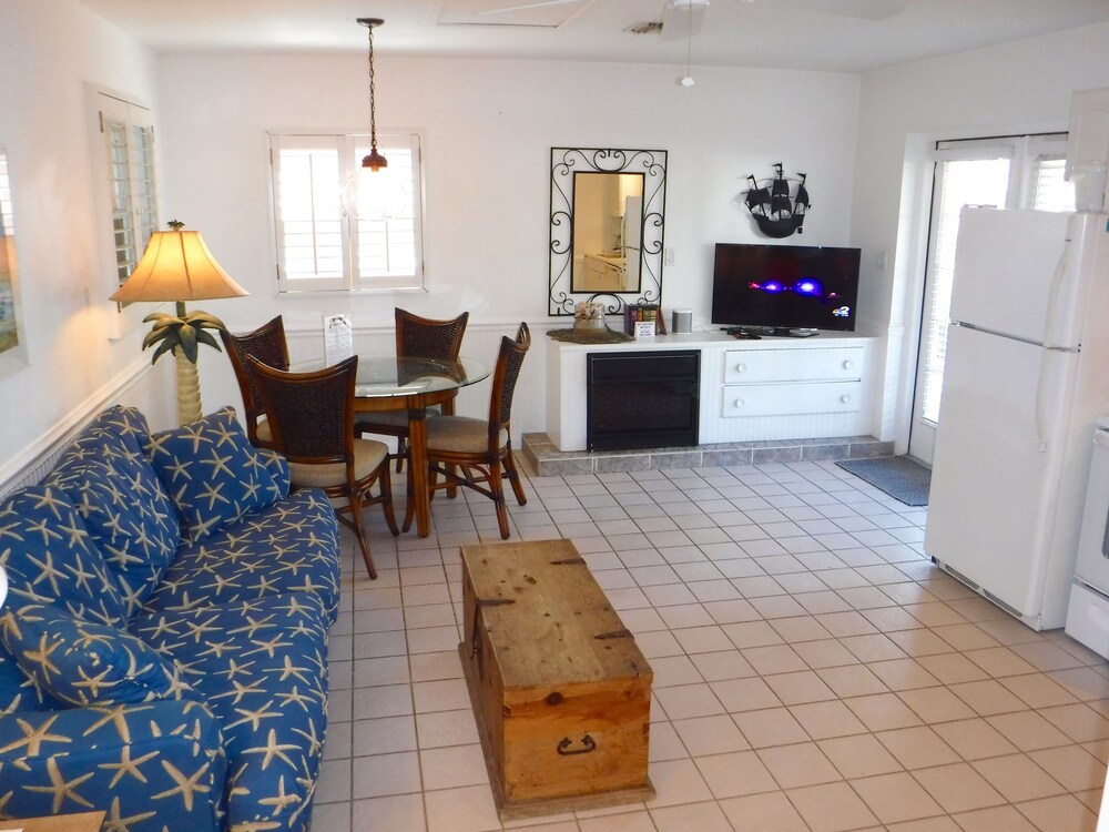 Waterside Inn on the Beach - photo 23