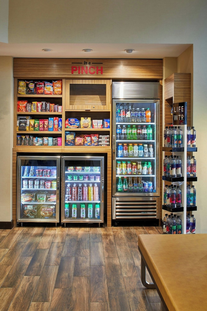TownePlace Suites by Marriott Columbus North OSU - photo 30